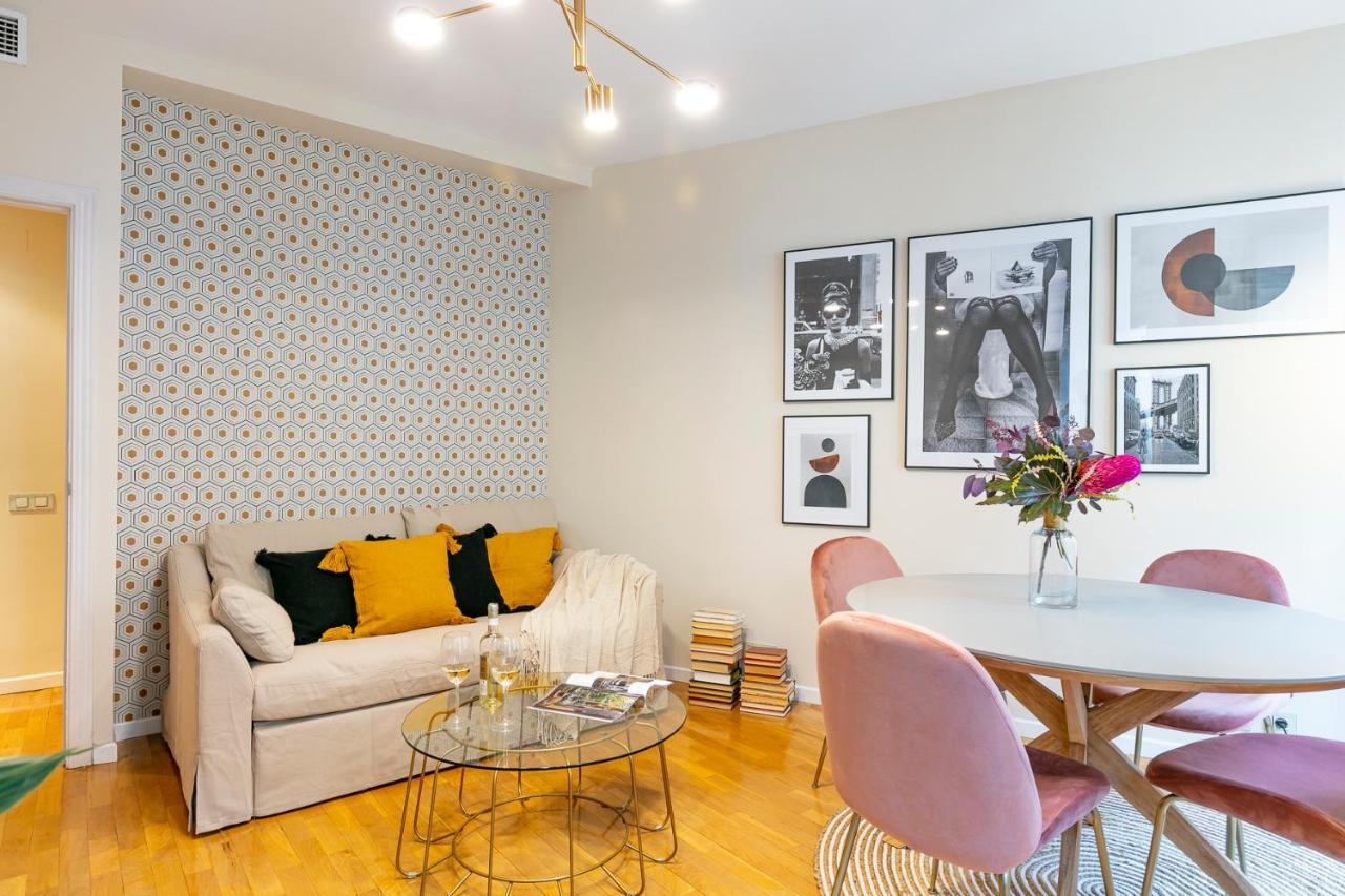 Luxury Belmont Puerta Del Sol Lägenhet Madrid Exteriör bild