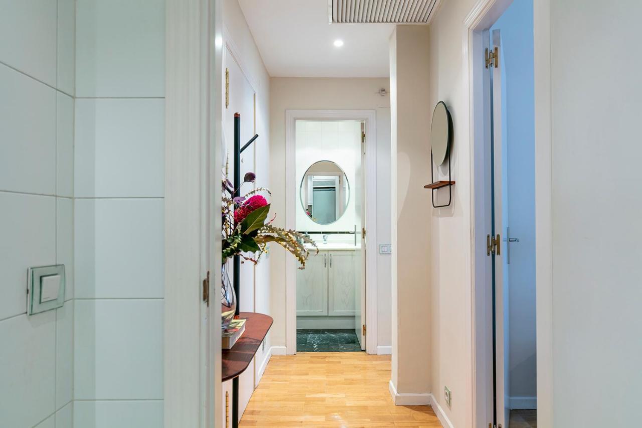 Luxury Belmont Puerta Del Sol Lägenhet Madrid Exteriör bild