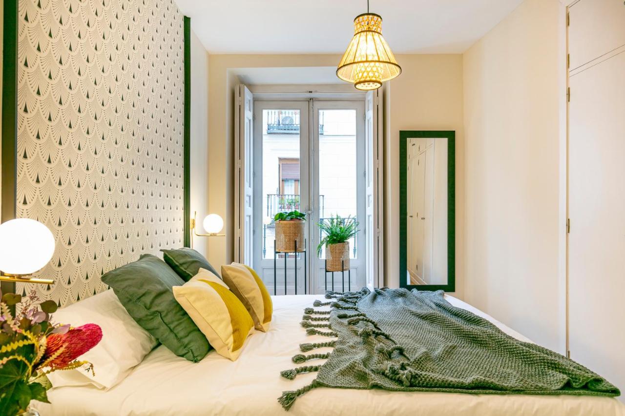 Luxury Belmont Puerta Del Sol Lägenhet Madrid Exteriör bild