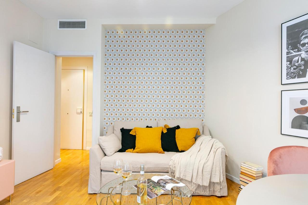Luxury Belmont Puerta Del Sol Lägenhet Madrid Exteriör bild